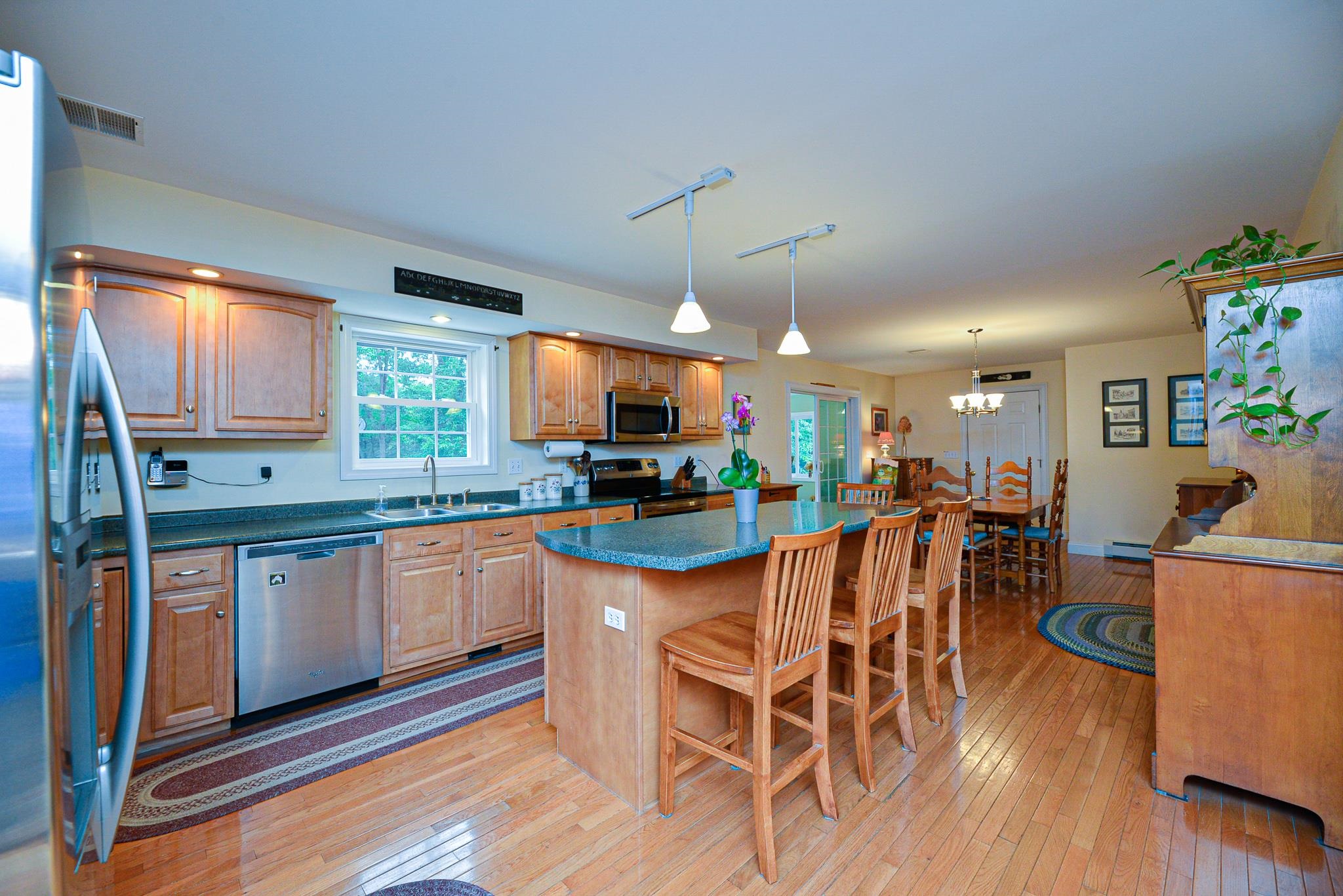 12 Oaklands Road Exeter, NH 03833 - Photo 15 of 40