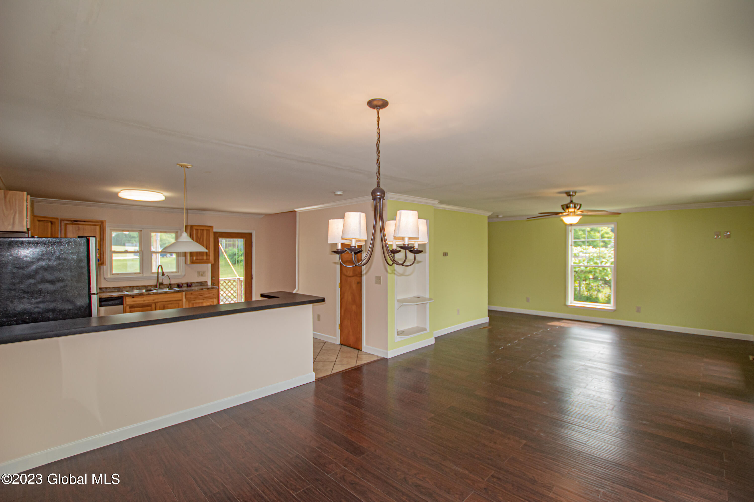 105 Travers Road Amsterdam, NY 12010 - Photo 13 of 47 _MG_9229