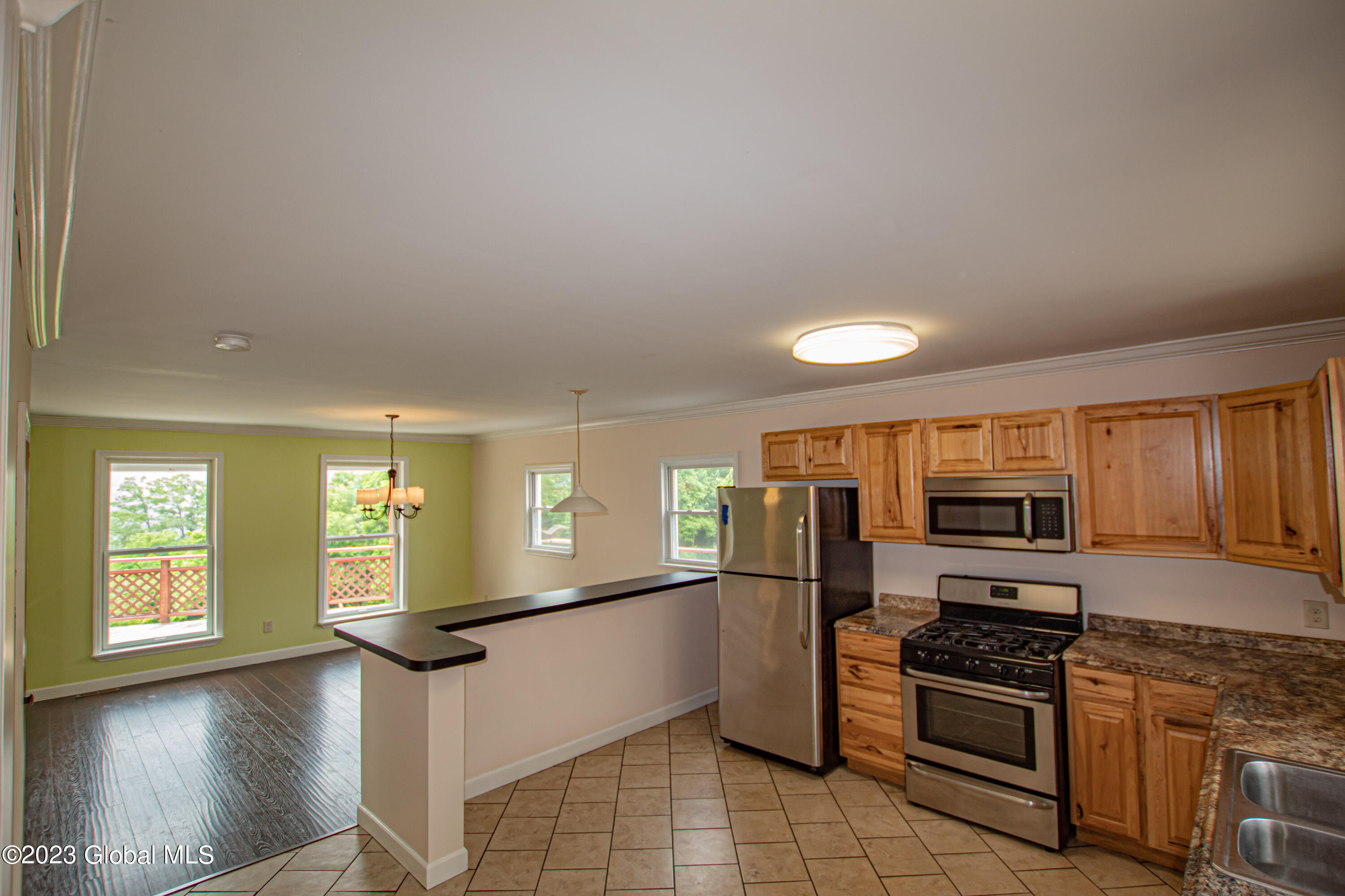 105 Travers Road Amsterdam, NY 12010 - Photo 16 of 47 _MG_9224