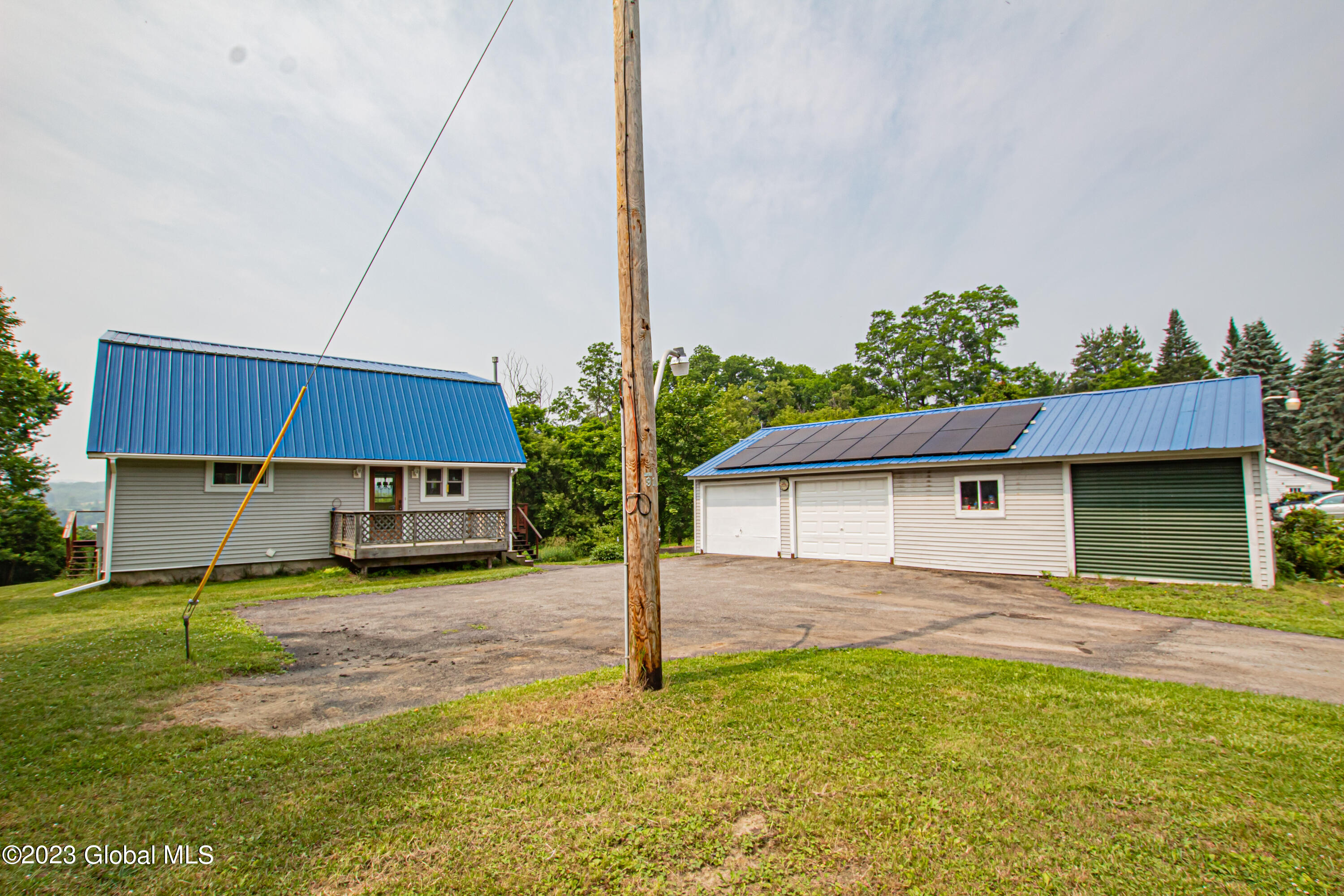 105 Travers Road Amsterdam, NY 12010 - Photo 2 of 47 _MG_9197