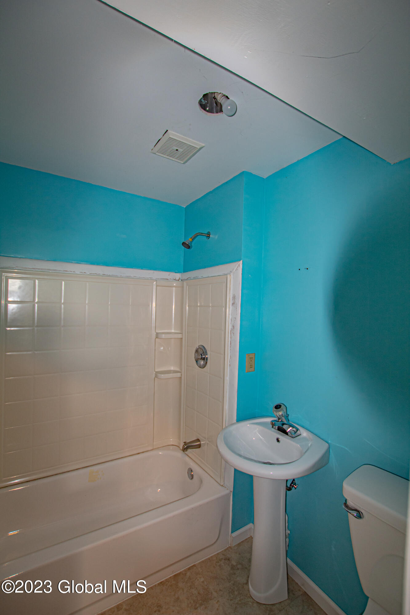 105 Travers Road Amsterdam, NY 12010 - Photo 29 of 47 _MG_9248