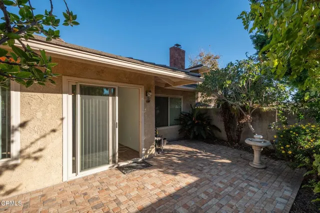 $669,000 | 883 Murdoch Lane, Ventura, CA 93003