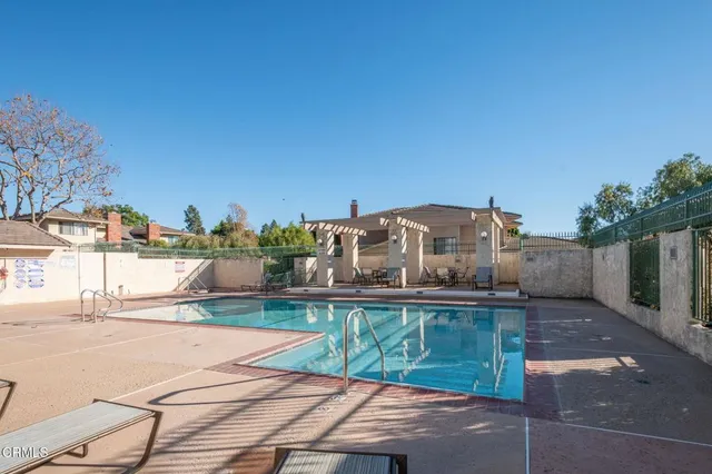 $669,000 | 883 Murdoch Lane, Ventura, CA 93003