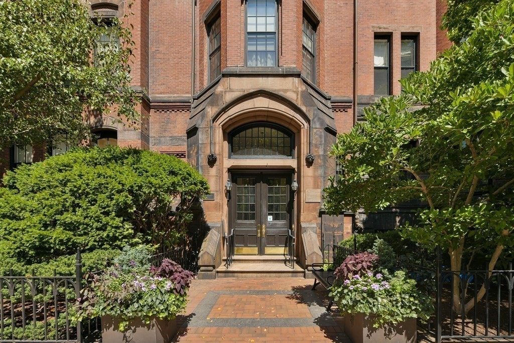 191 Commonwealth Avenue, Unit 3 Boston, MA 02116 - Photo 13 of 15