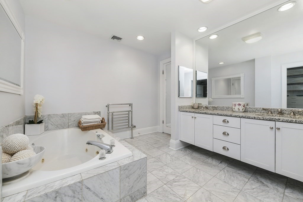 191 Commonwealth Avenue, Unit 3 Boston, MA 02116 - Photo 7 of 15