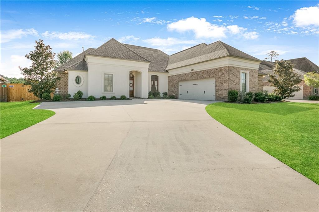 780 Rue Bourdeaux Covington, LA 70433 - Photo 2 of 33 Gallery Image 2