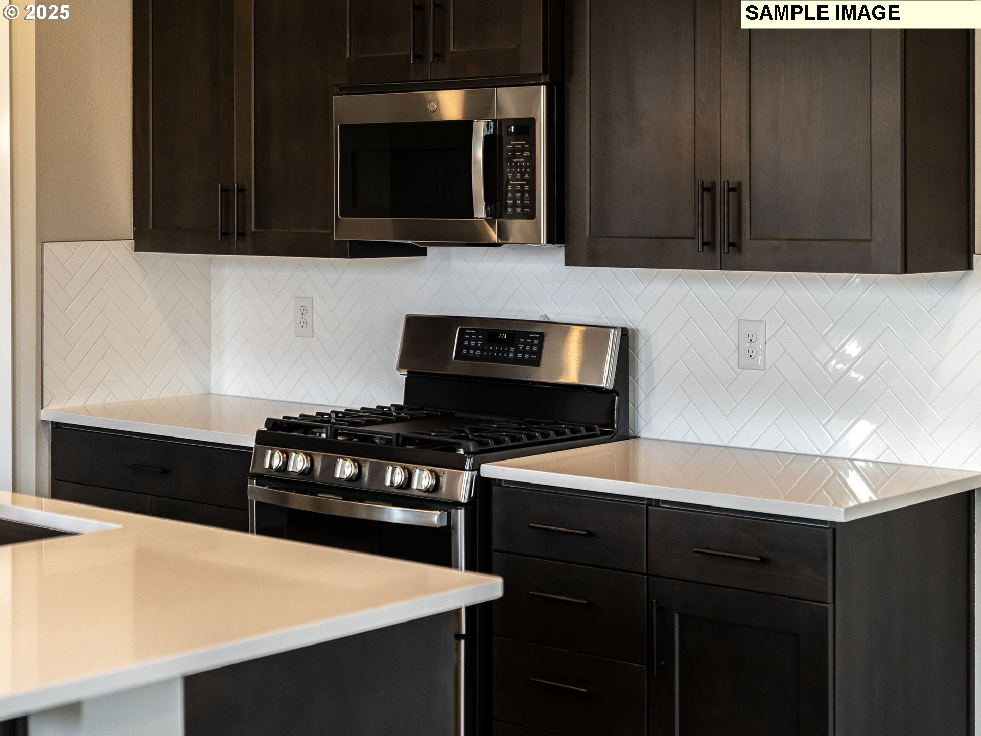 728 Northwest 178th Street Ridgefield, WA 98642 - Photo 34 of 36