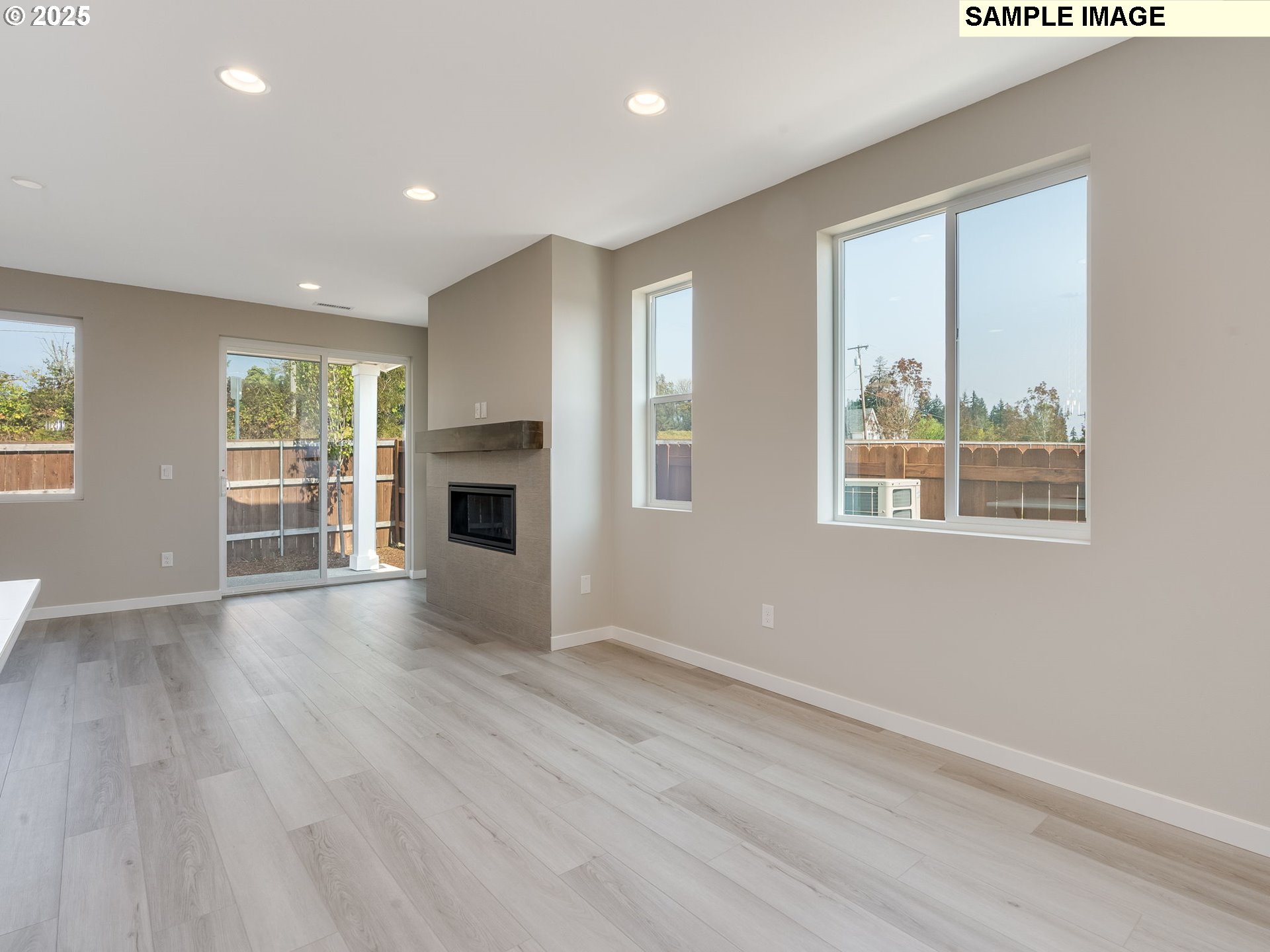 728 Northwest 178th Street Ridgefield, WA 98642 - Photo 7 of 36