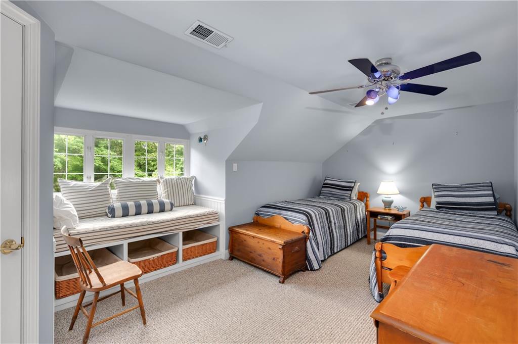 3871 Green Valley Road Pittsburgh, PA 15235 - Photo 24 of 50 Upper Bedroom 2
