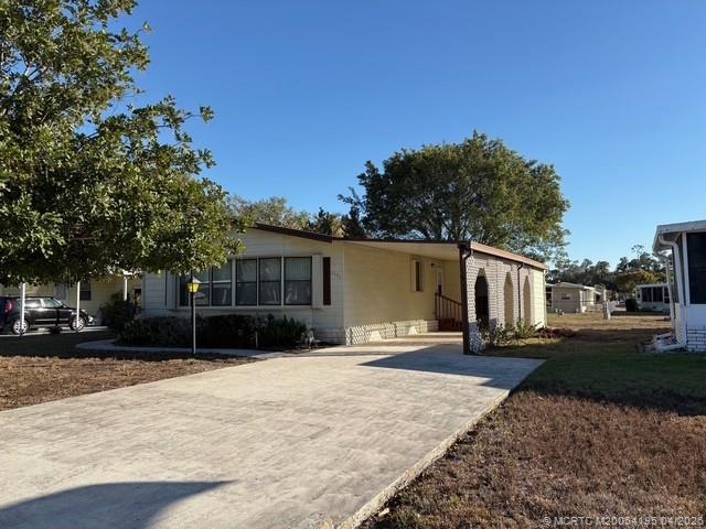 2592 Southwest Thunderbird Trail Stuart, FL 34997 - Photo 17 of 27