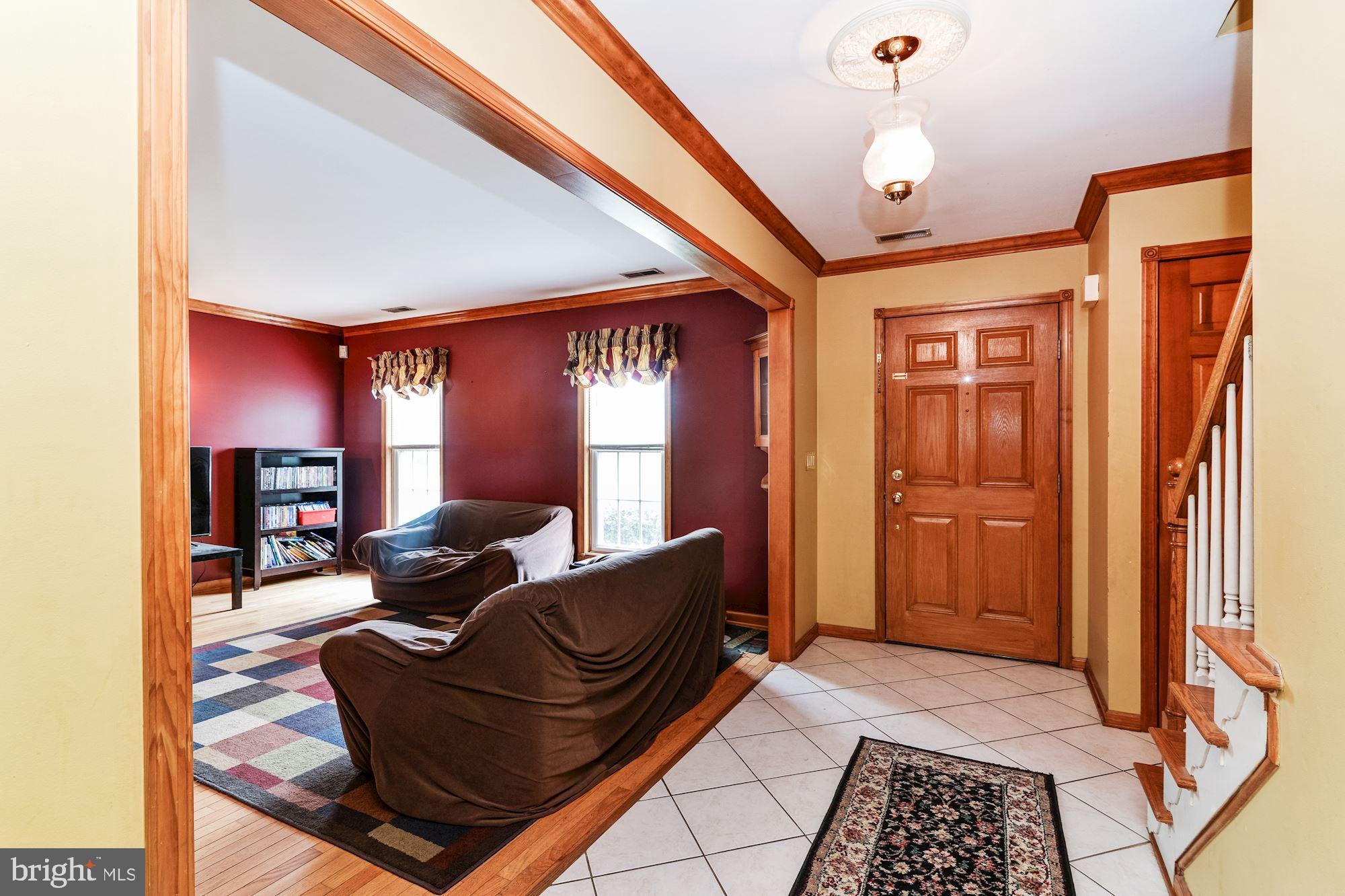 107 Timber Boulevard Brooklawn, NJ 08030 - Photo 4 of 33 Entrance Foyer