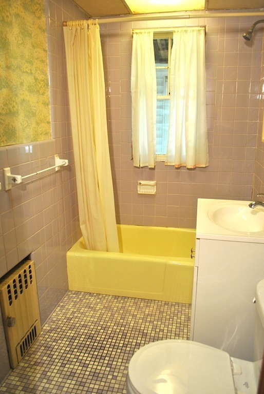 7 A Havana Road Worcester, MA 01603 - Photo 3 of 9