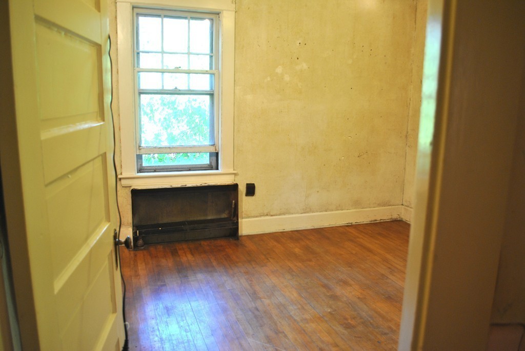 7 A Havana Road Worcester, MA 01603 - Photo 6 of 9
