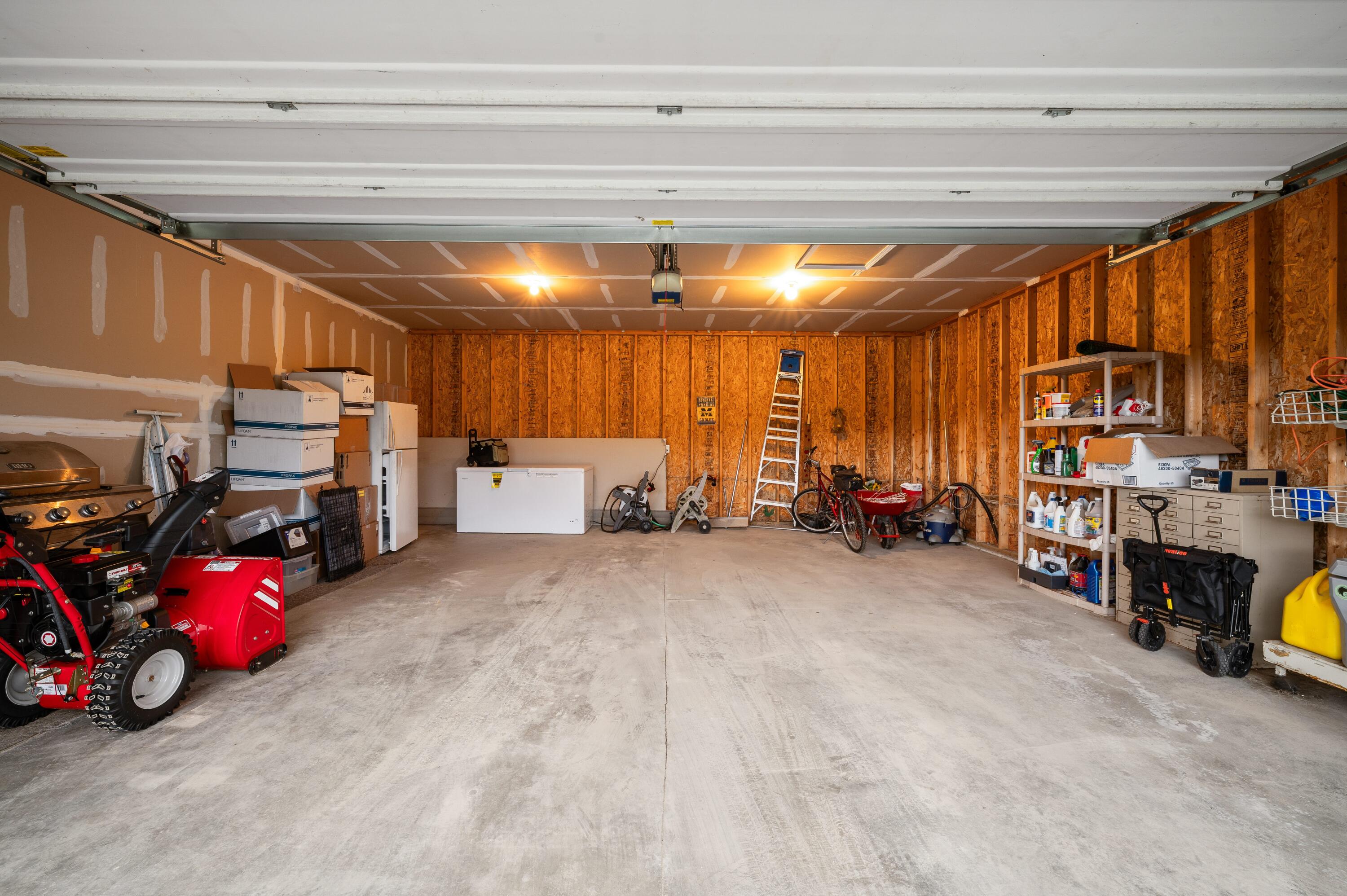 1540 Dodd Road Niles, MI 49120 - Photo 39 of 59 Garage