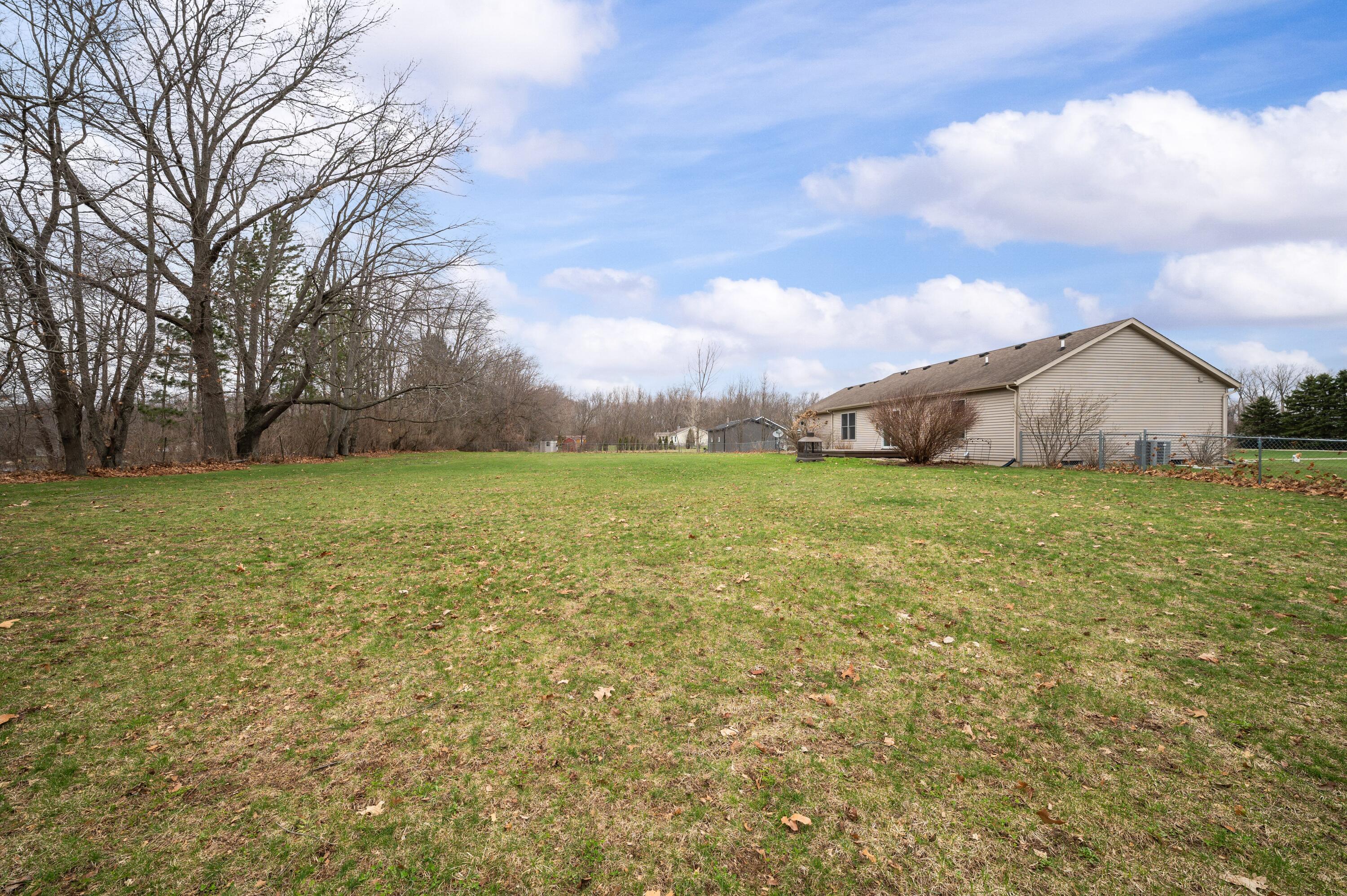 1540 Dodd Road Niles, MI 49120 - Photo 43 of 59 Backyard