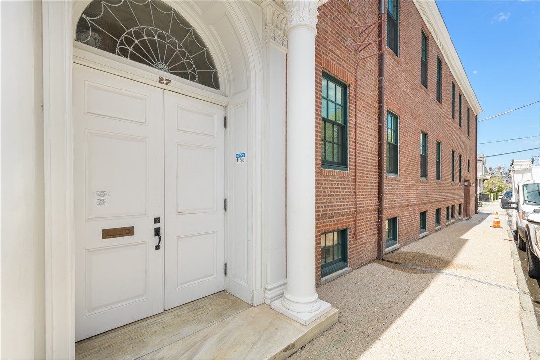 27 High Street, Unit 2 Newport, RI 02840 - Photo 39 of 46