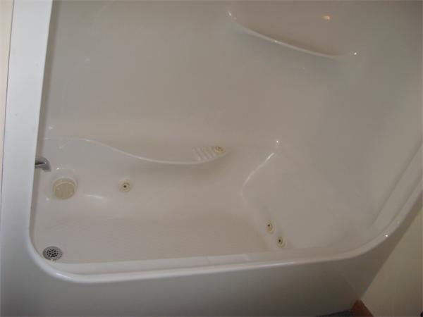 64 Worcester Road Westminster, MA 01473 - Photo 11 of 24 a bathroom with a bathtub