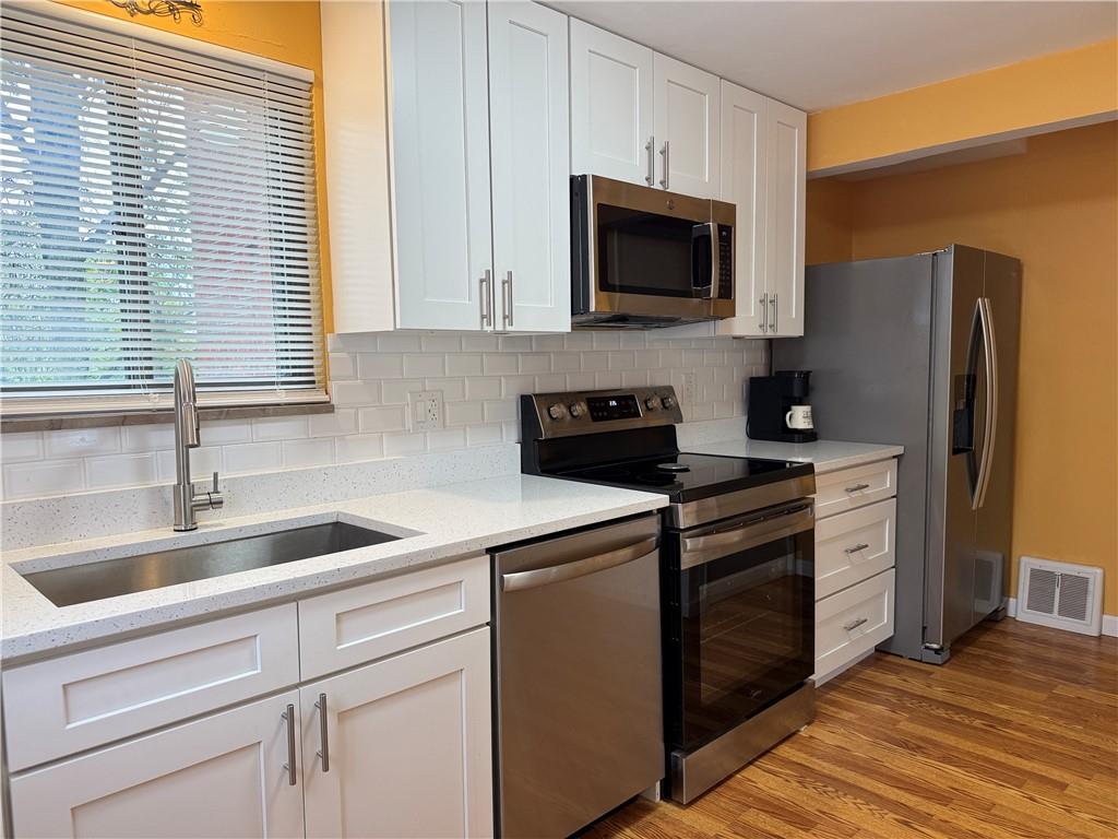 5113 Azalea Drive Pittsburgh, PA 15236 - Photo 5 of 35
