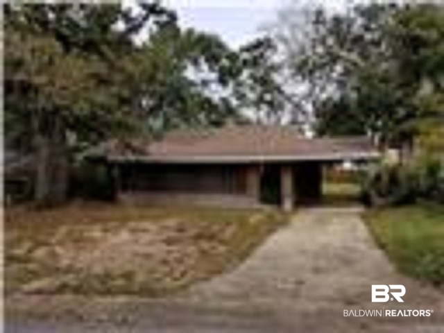 704 Thornton Place Mobile, AL 36609 - Photo 1 of 7