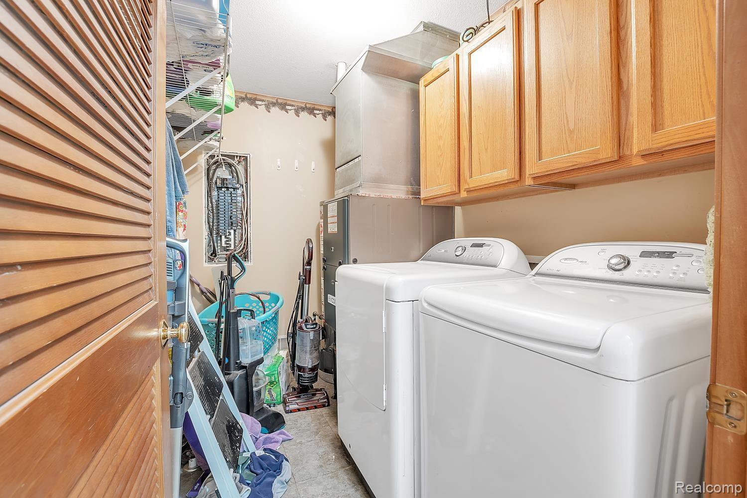 37040 South Huron Road New Boston, MI 48164 - Photo 20 of 27 Gallery Image 20