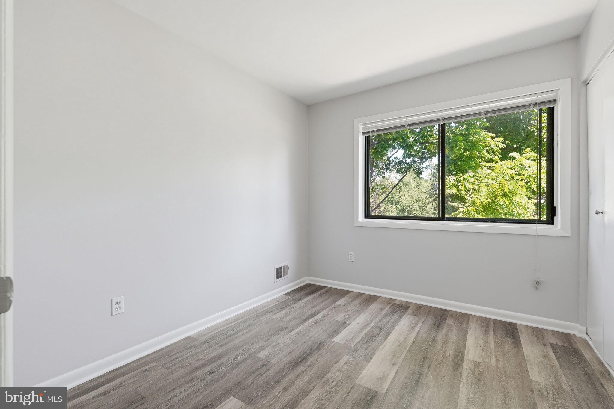 9554 Transfer Row Columbia, MD 21045 - Photo 26 of 35