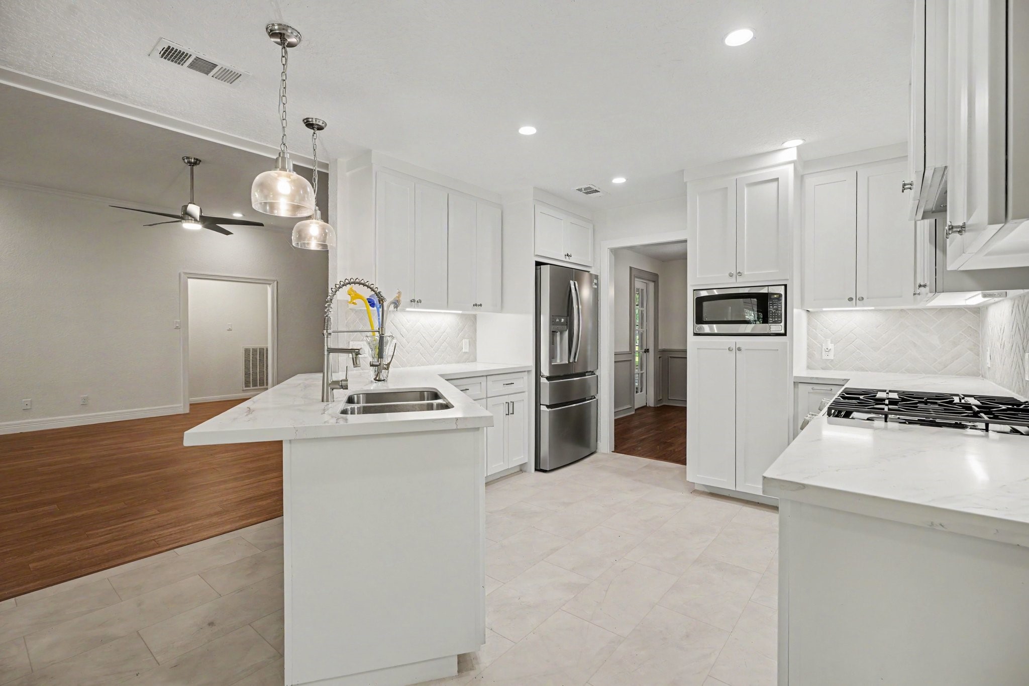 3320 Tower Road Santa Fe, TX 77517 - Photo 3 of 44 Gallery Image 3