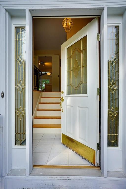 19 Stagecoach Road Medfield, MA 02052 - Photo 2 of 31 Gallery Image 2