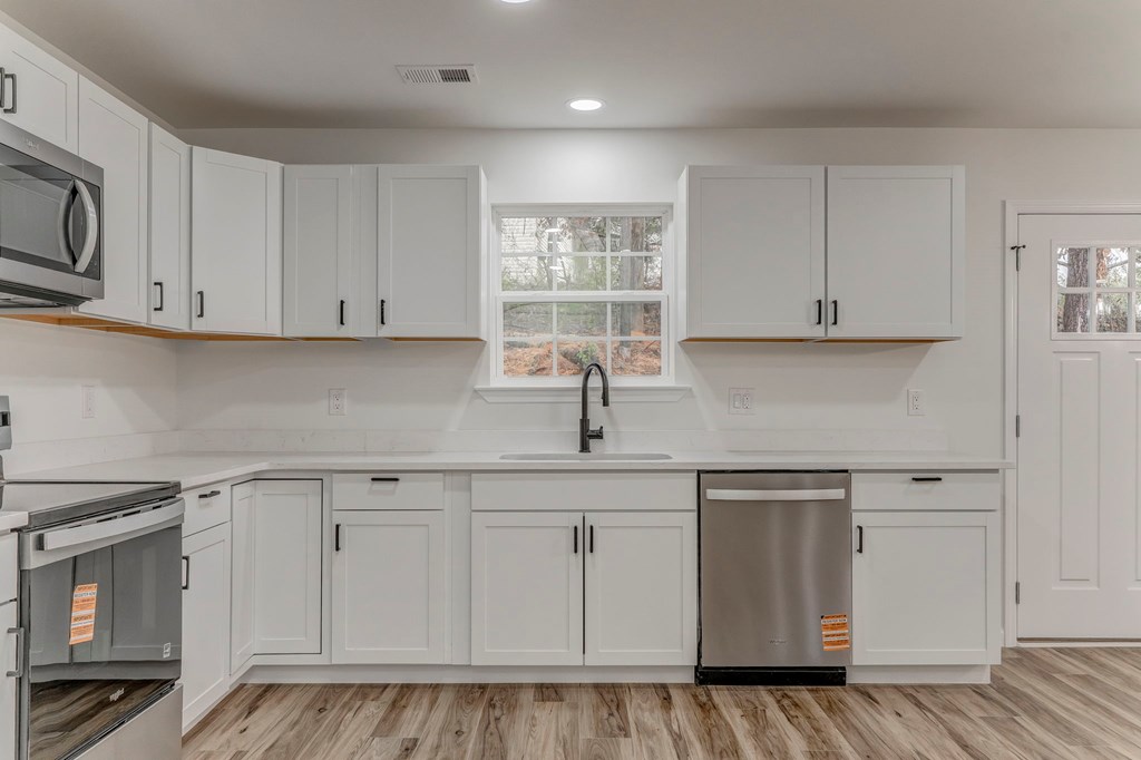 4685 Mitchell Bridge Road Northeast Dalton, GA 30721 - Photo 15 of 43 Gallery Image 15