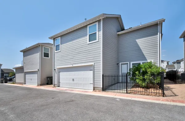 $1,495 | 10859 Emerick Street, San Antonio, TX 78252