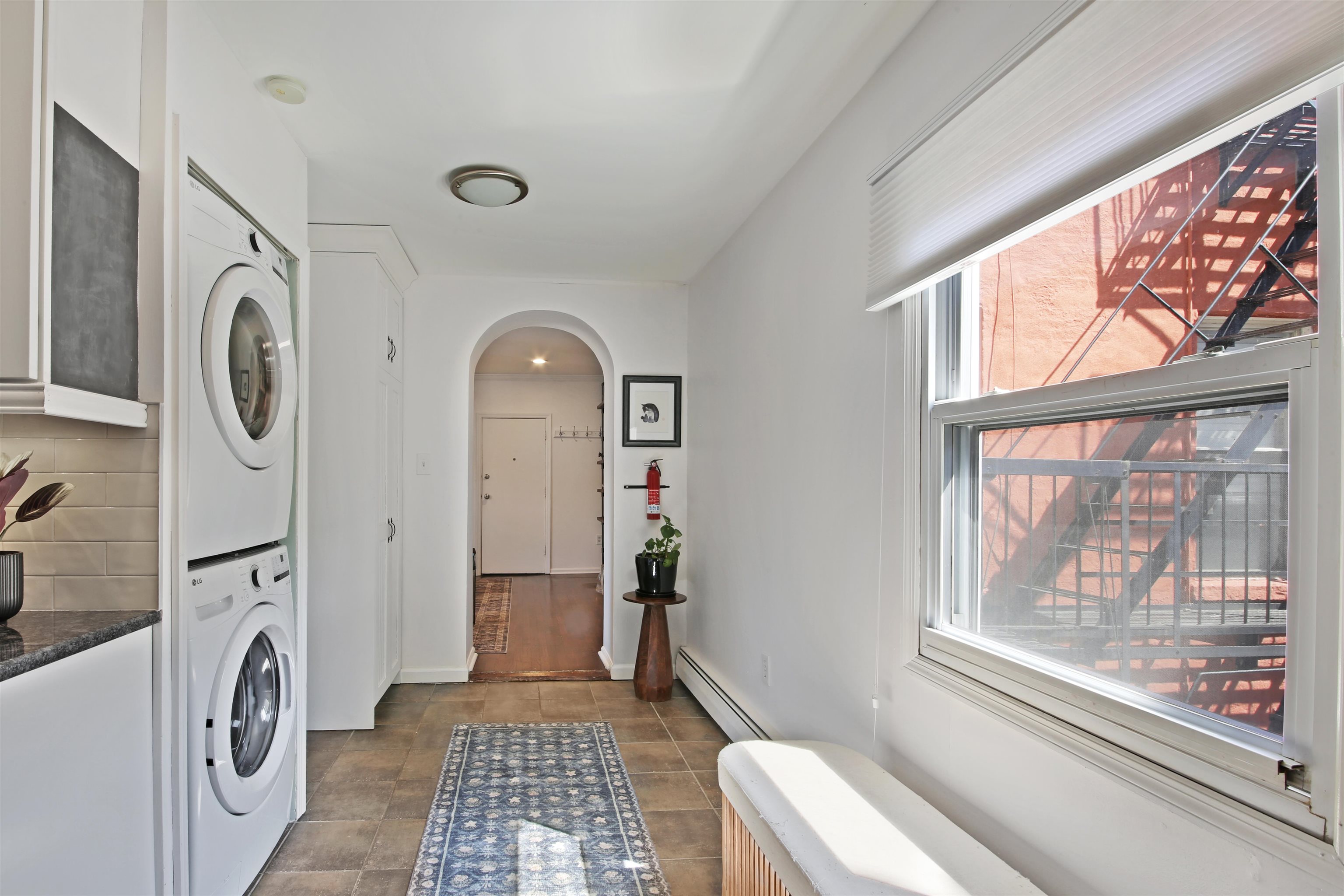 331 Varick Street, Unit 2 Jersey City, NJ 07302 - Photo 21 of 27