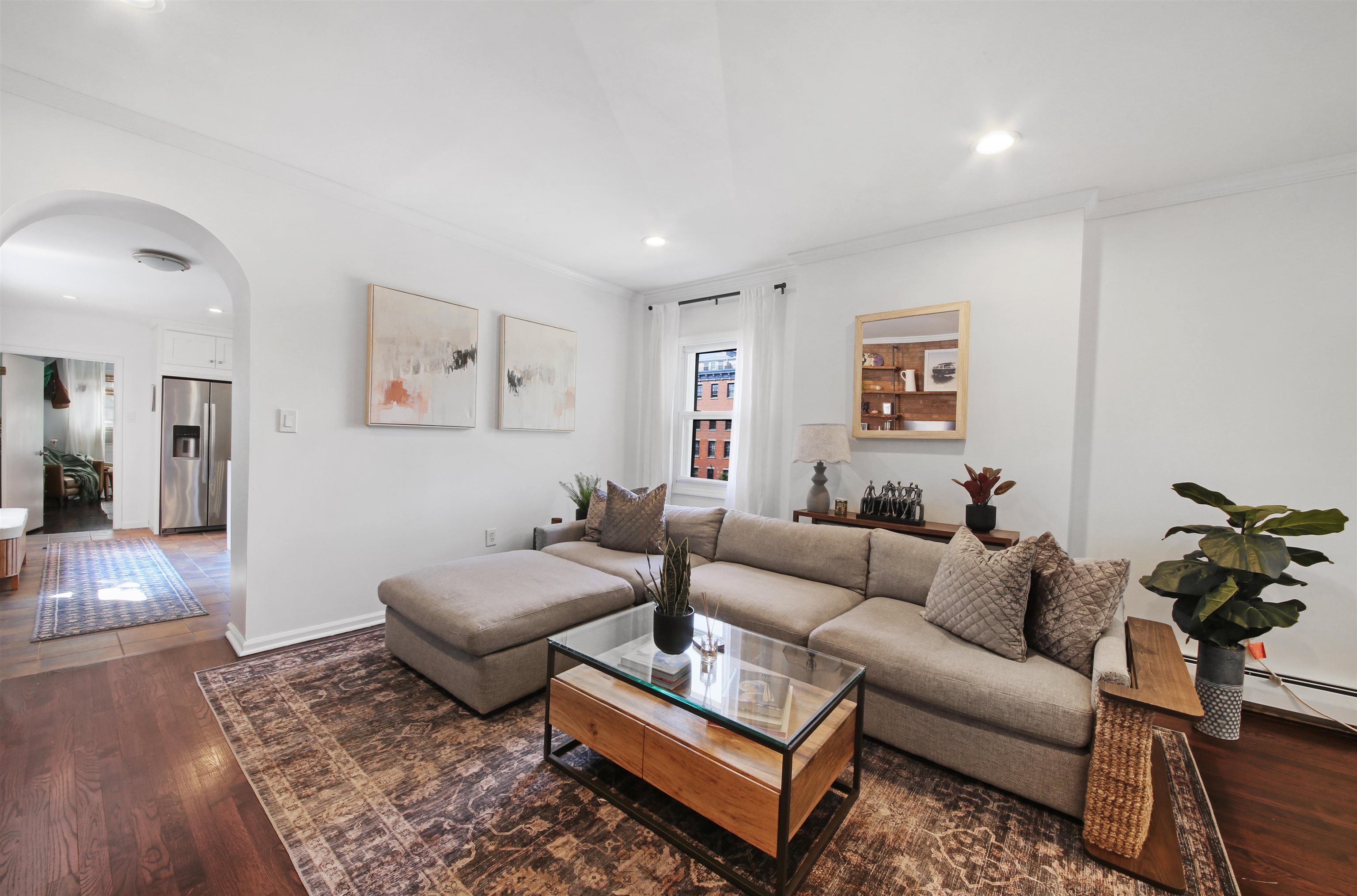 331 Varick Street, Unit 2 Jersey City, NJ 07302 - Photo 3 of 27
