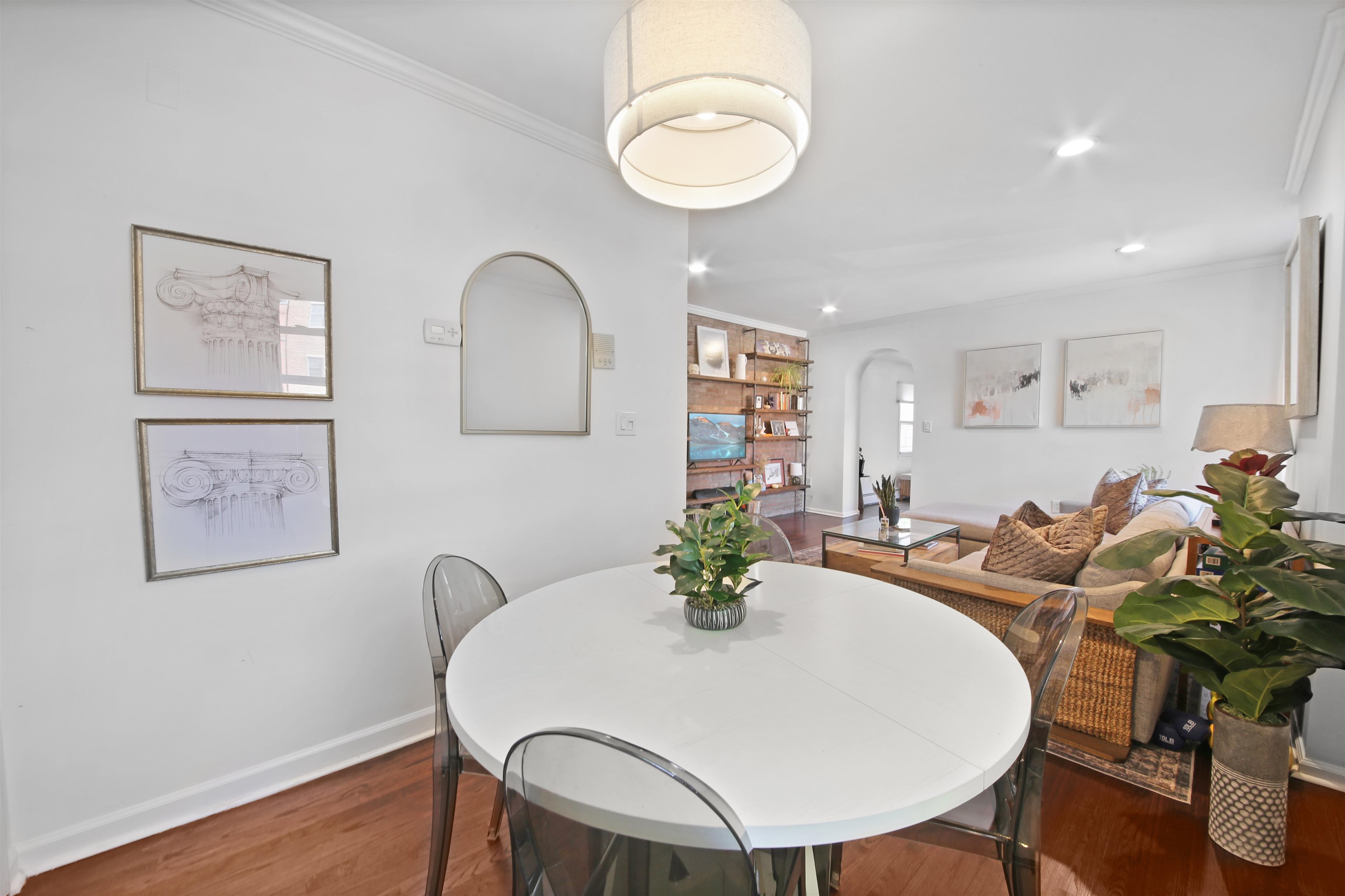 331 Varick Street, Unit 2 Jersey City, NJ 07302 - Photo 10 of 27