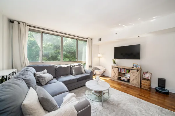 $3,495 | 800 Jackson Street, Unit 513, Hoboken, NJ 07030