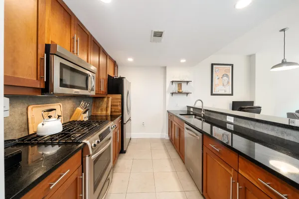 $3,495 | 800 Jackson Street, Unit 513, Hoboken, NJ 07030