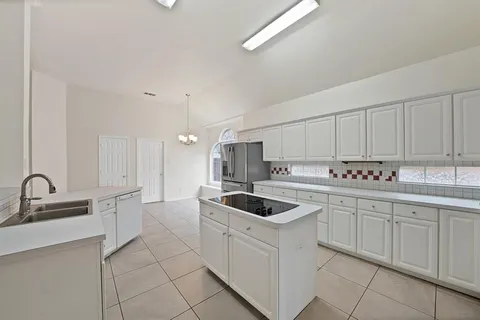 $325,000 | 813 Yosemite Trail, Mesquite, TX 75149