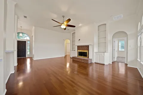 $325,000 | 813 Yosemite Trail, Mesquite, TX 75149
