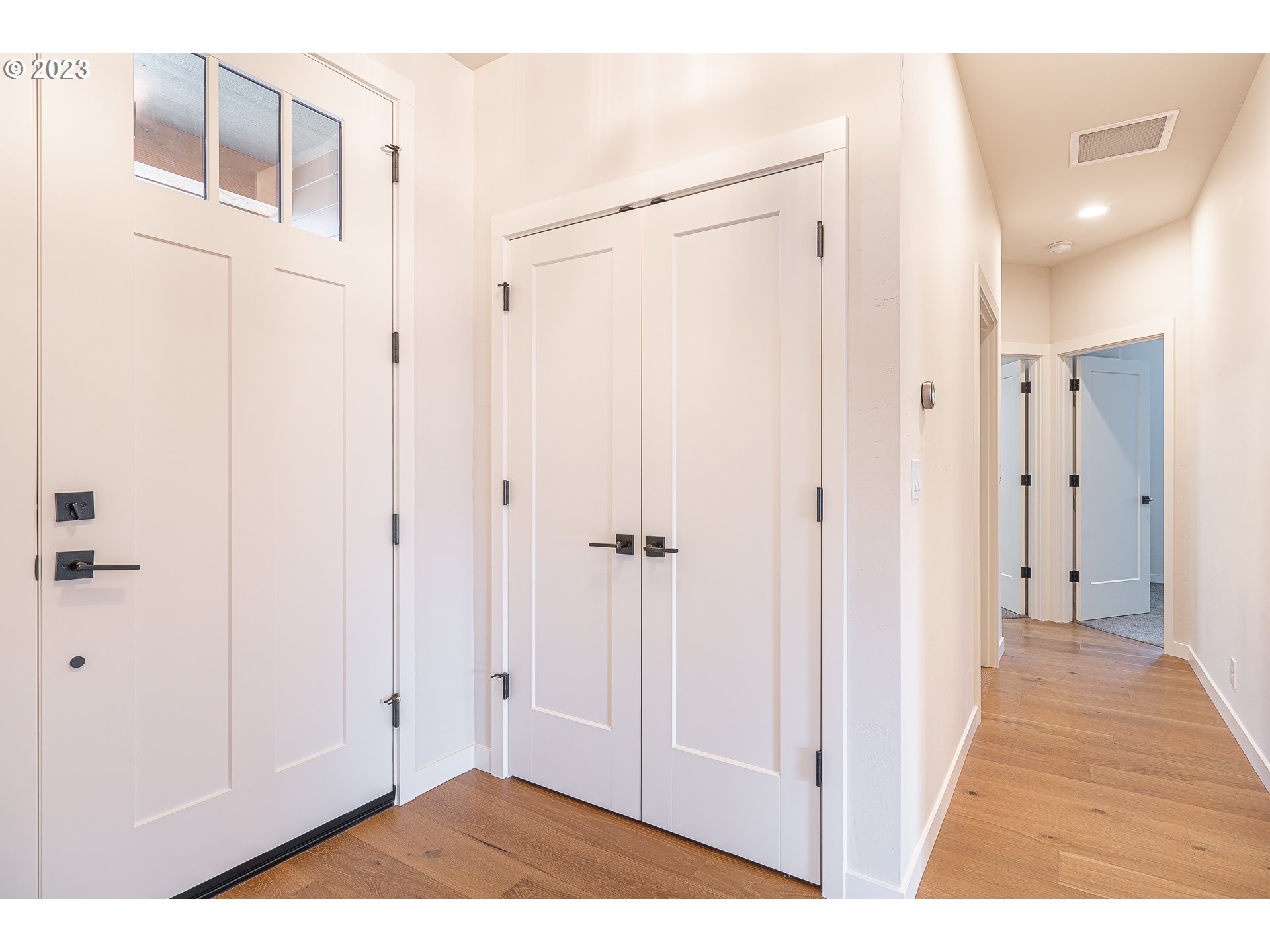 3393 Gilham Road Eugene, OR 97408 - Photo 13 of 31 Gallery Image 13