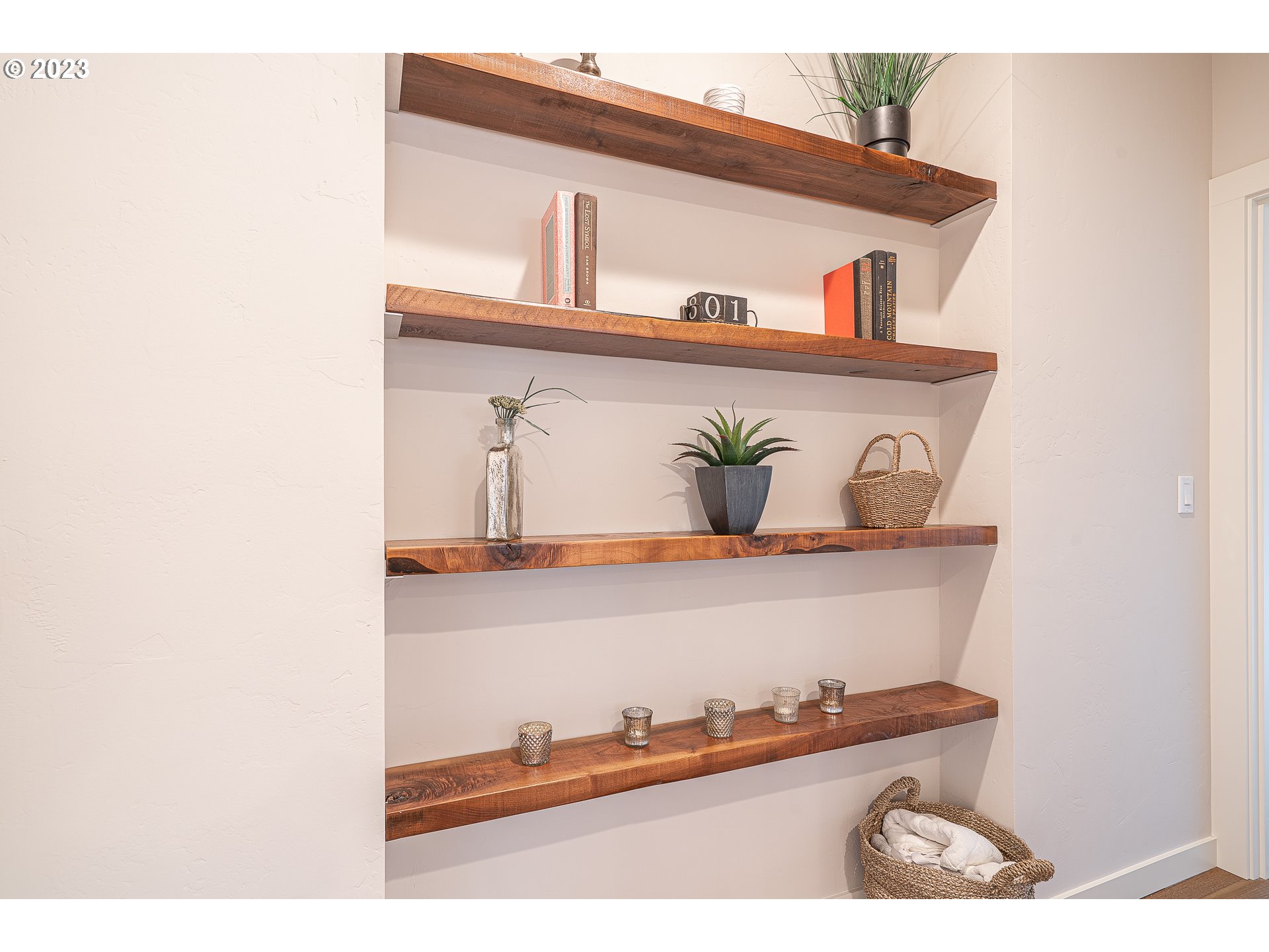 3393 Gilham Road Eugene, OR 97408 - Photo 19 of 31 Gallery Image 19