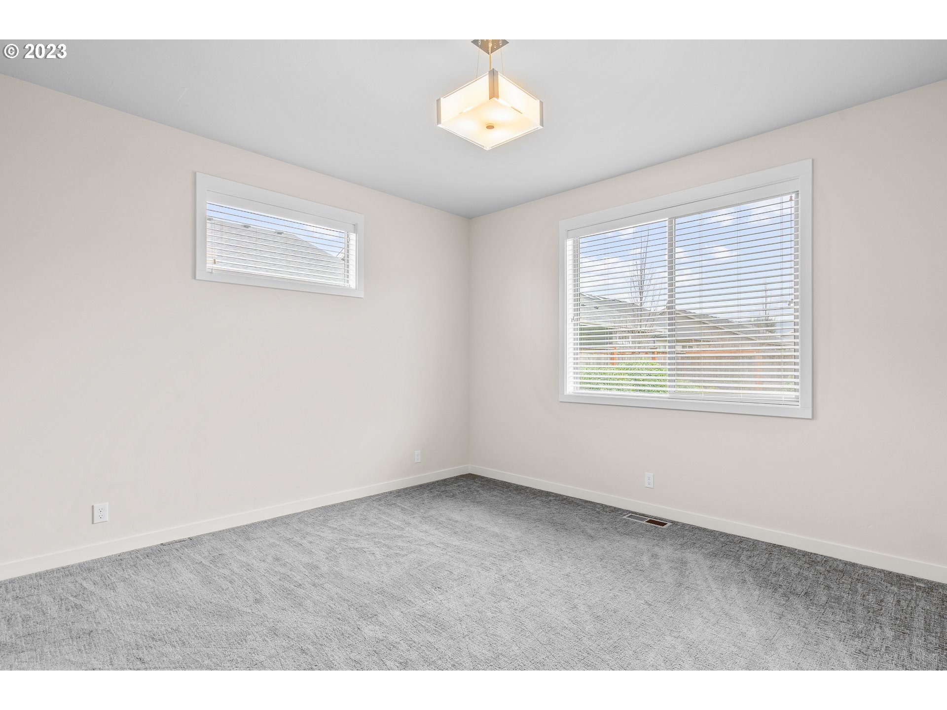 3393 Gilham Road Eugene, OR 97408 - Photo 20 of 31 Gallery Image 20