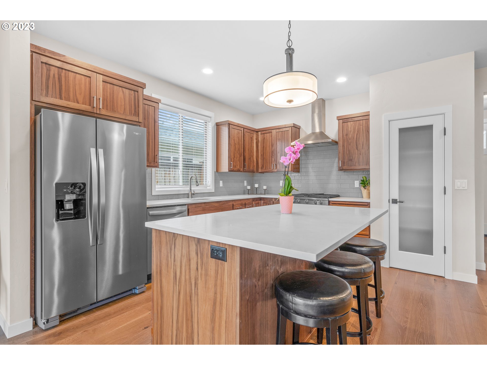 3393 Gilham Road Eugene, OR 97408 - Photo 3 of 31 Gallery Image 3