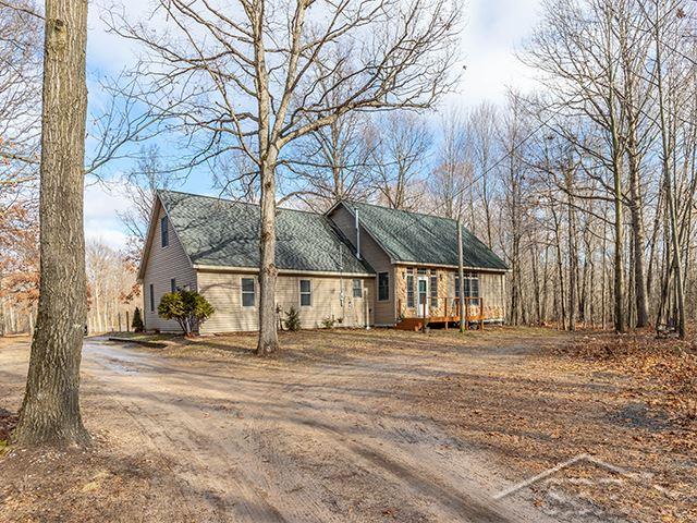 20644 West Baldwin Road Elsie, MI 48831 - Photo 1 of 7 31369488.JPG