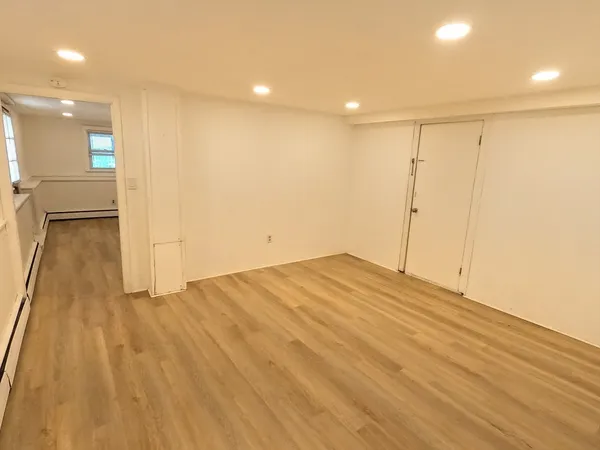 $650,000 | 34 F Street, Hull, MA 02045