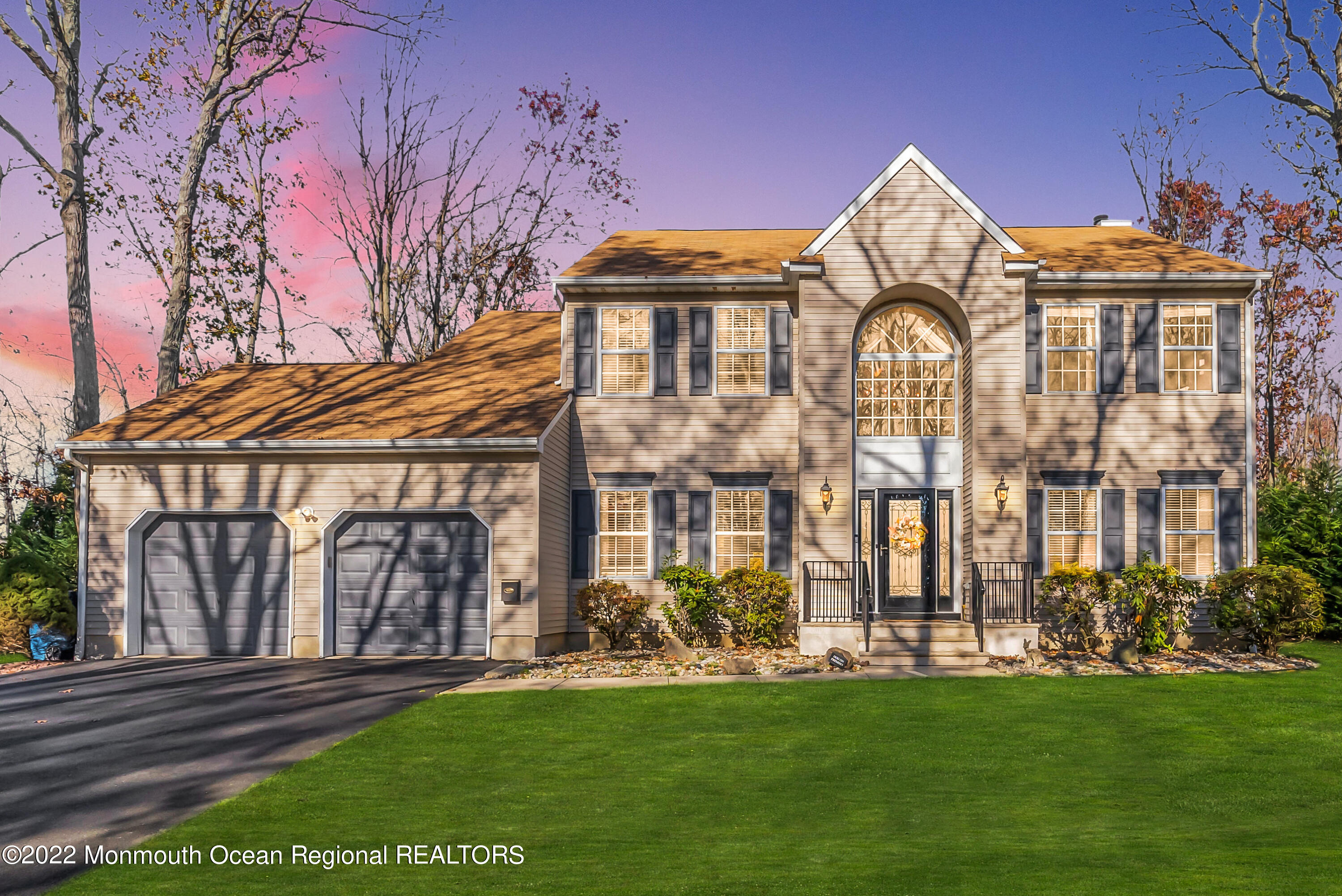 930 Hyson Road Jackson, NJ 08527 - Photo 2 of 38 004_cadebe24be4222d083b9a978c6b71b64777b