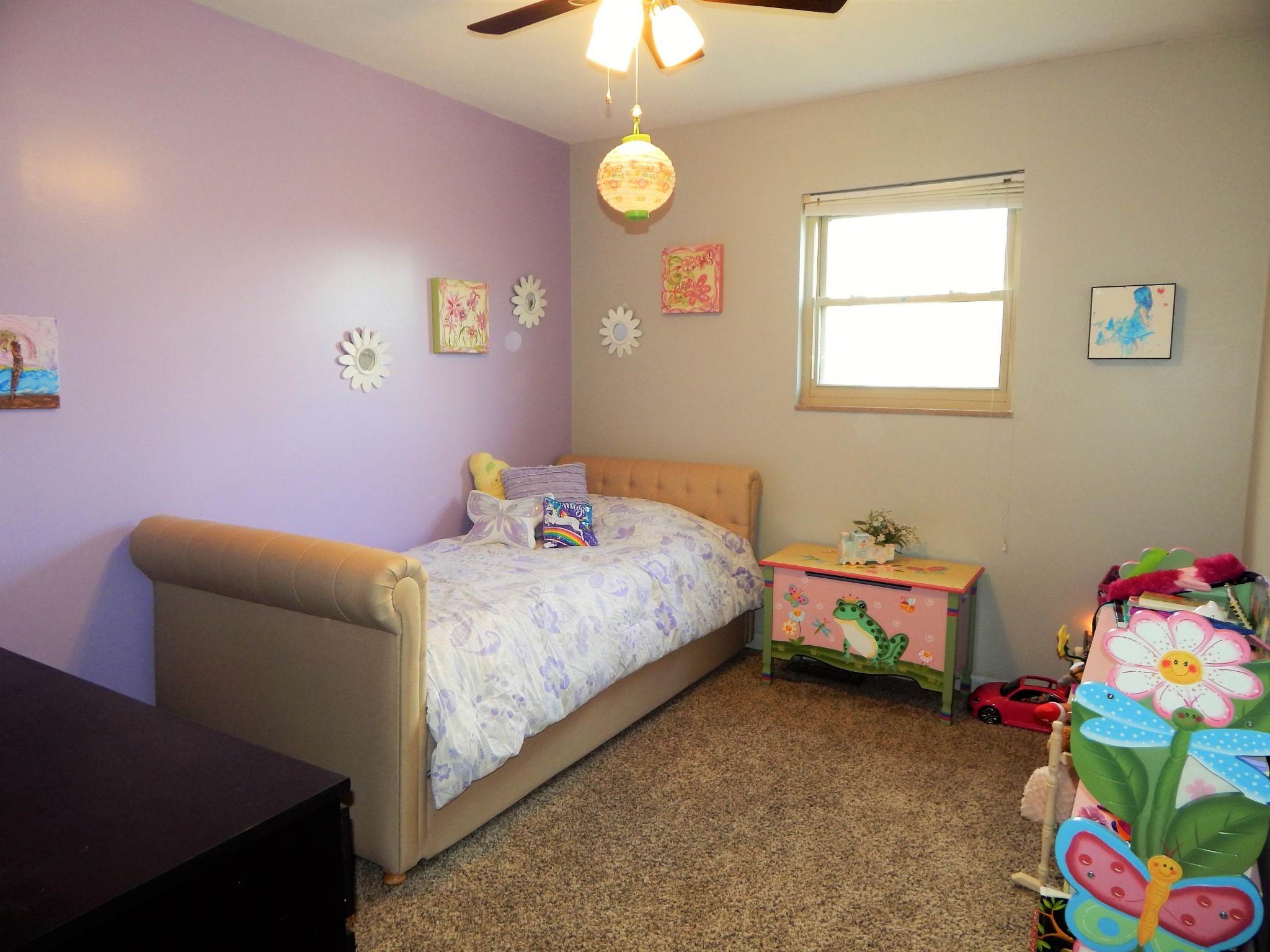 518 Gibbs Ferry Road Clinton, TN 37716 - Photo 15 of 25 a bedroom with a bed and a window