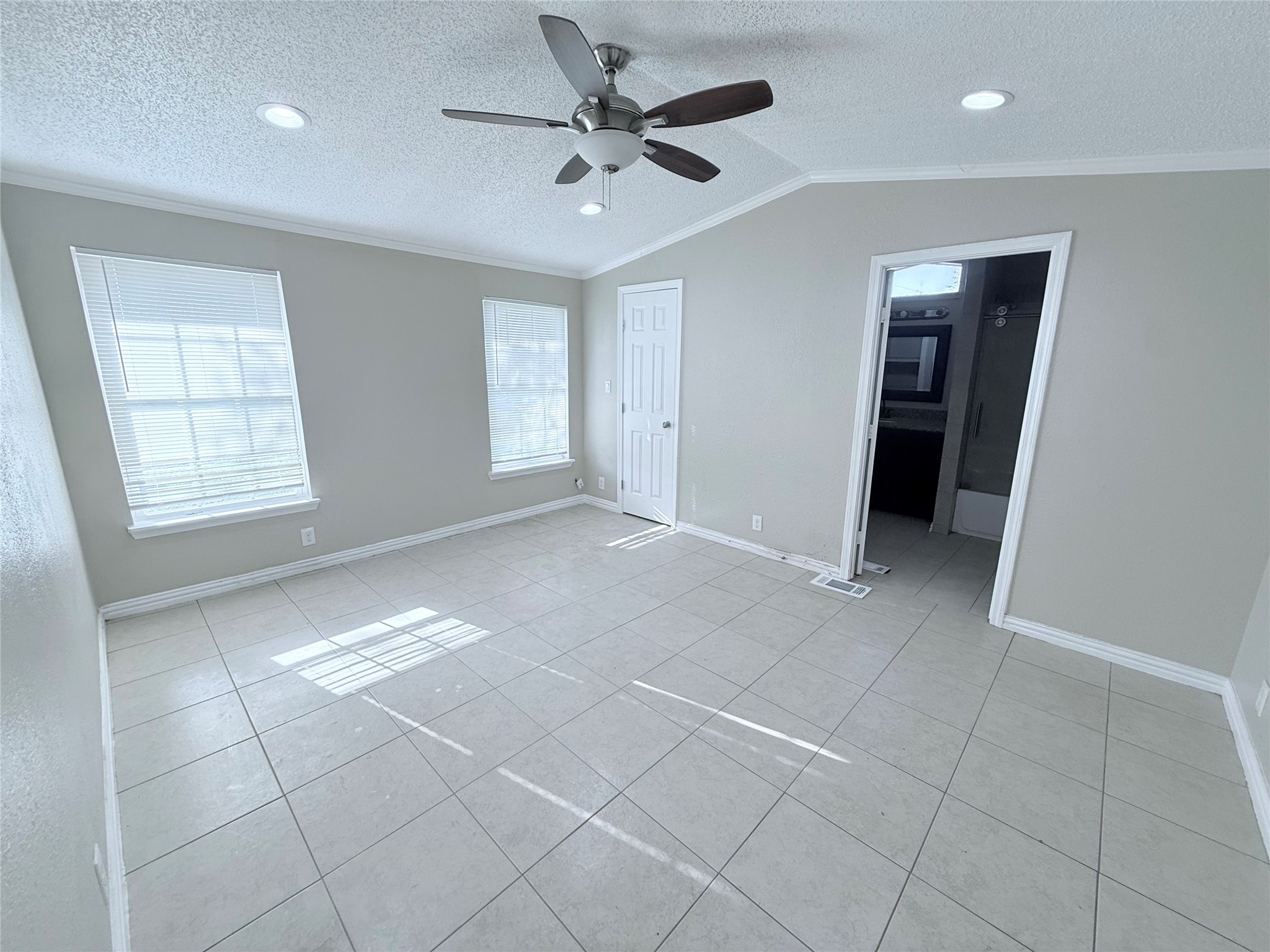 9027 Puritan Way, Unit CR524 Rosharon, TX 77583 - Photo 8 of 15