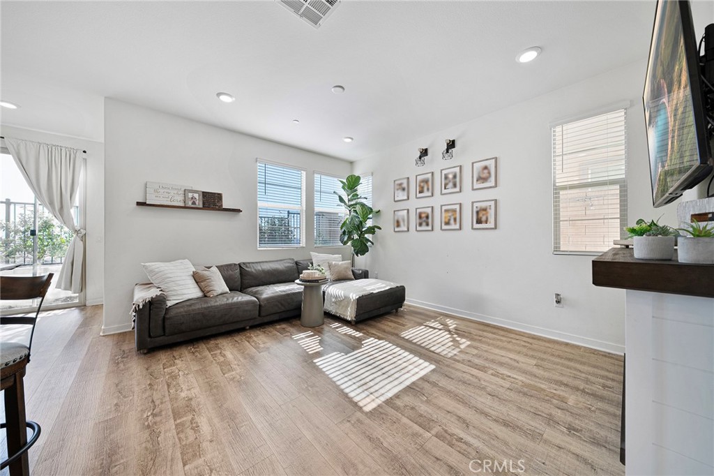 Beautiful and bright living room