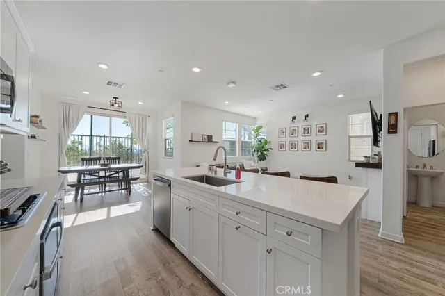 $699,999 | 803 Cherry, Upland, CA 91786