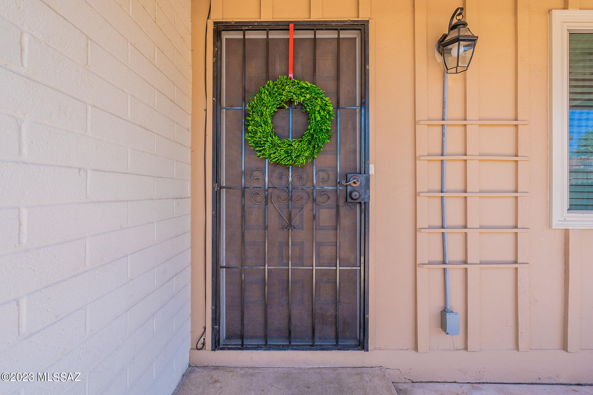 5901 North Oracle Road, Unit 9 Tucson, AZ 85704 - Photo 3 of 26 Gallery Image 3