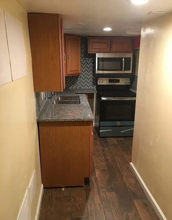 338 Riverside Avenue, Unit B Medford, MA 02155 - Photo 2 of 10
