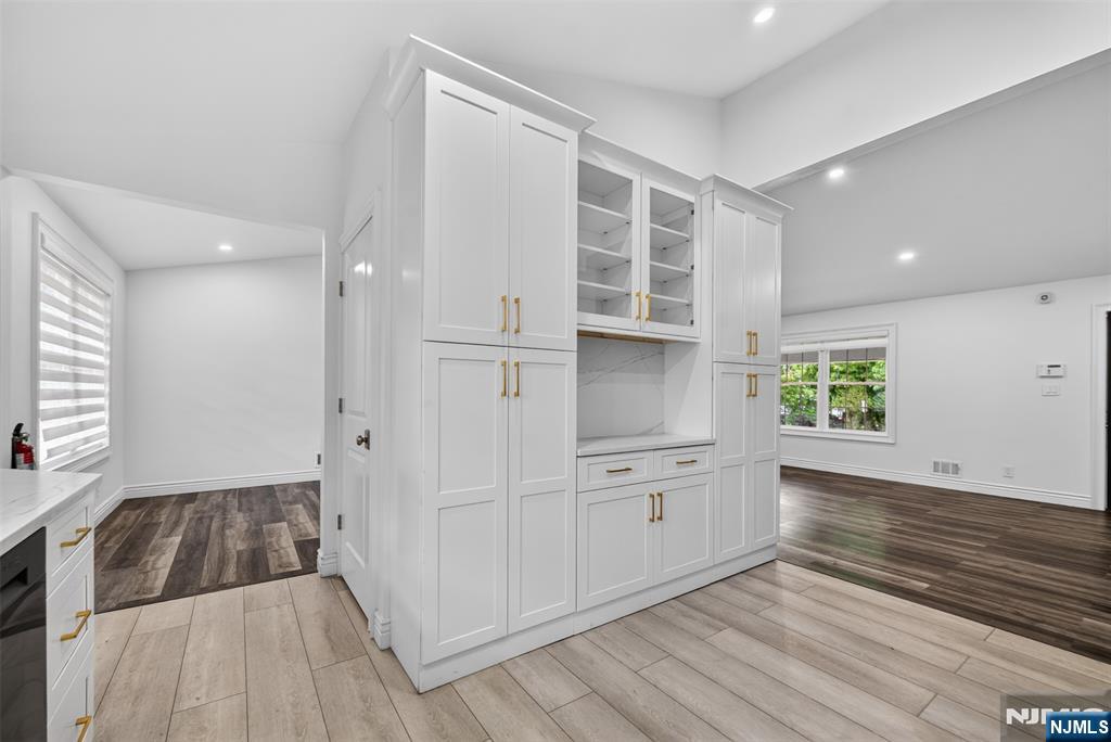 436 Ruckman Road Closter, NJ 07624 - Photo 16 of 33